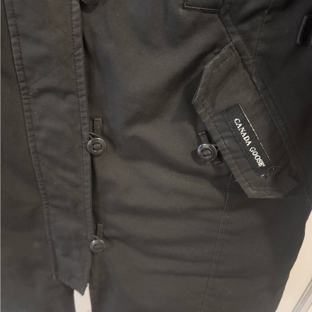 Canada Goose Black Ski Jacket with Fur Trim - Picture 5 of 8